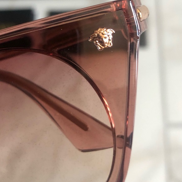 🔥NEW VERSACE SUNGLASSES 🔥 - Picture 6 of 12